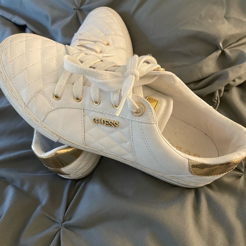 GUESS Women's Quilted White and Gold Sneakers